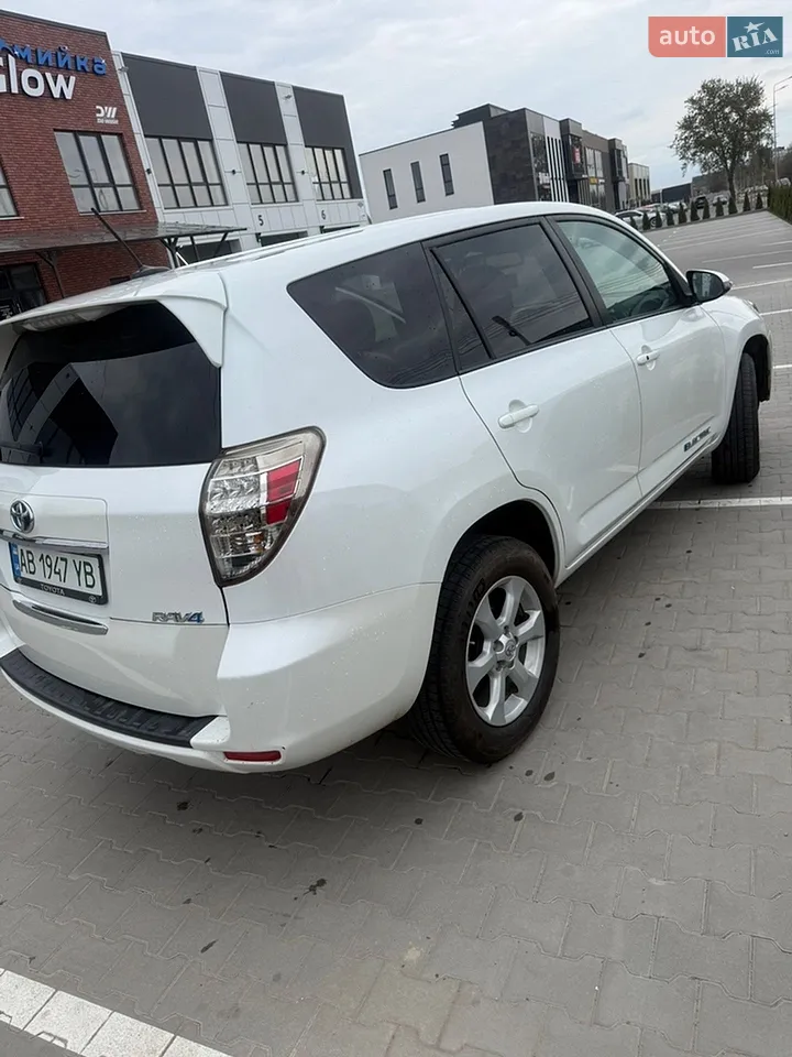2014 Toyota RAV 4 - мініатюра 18