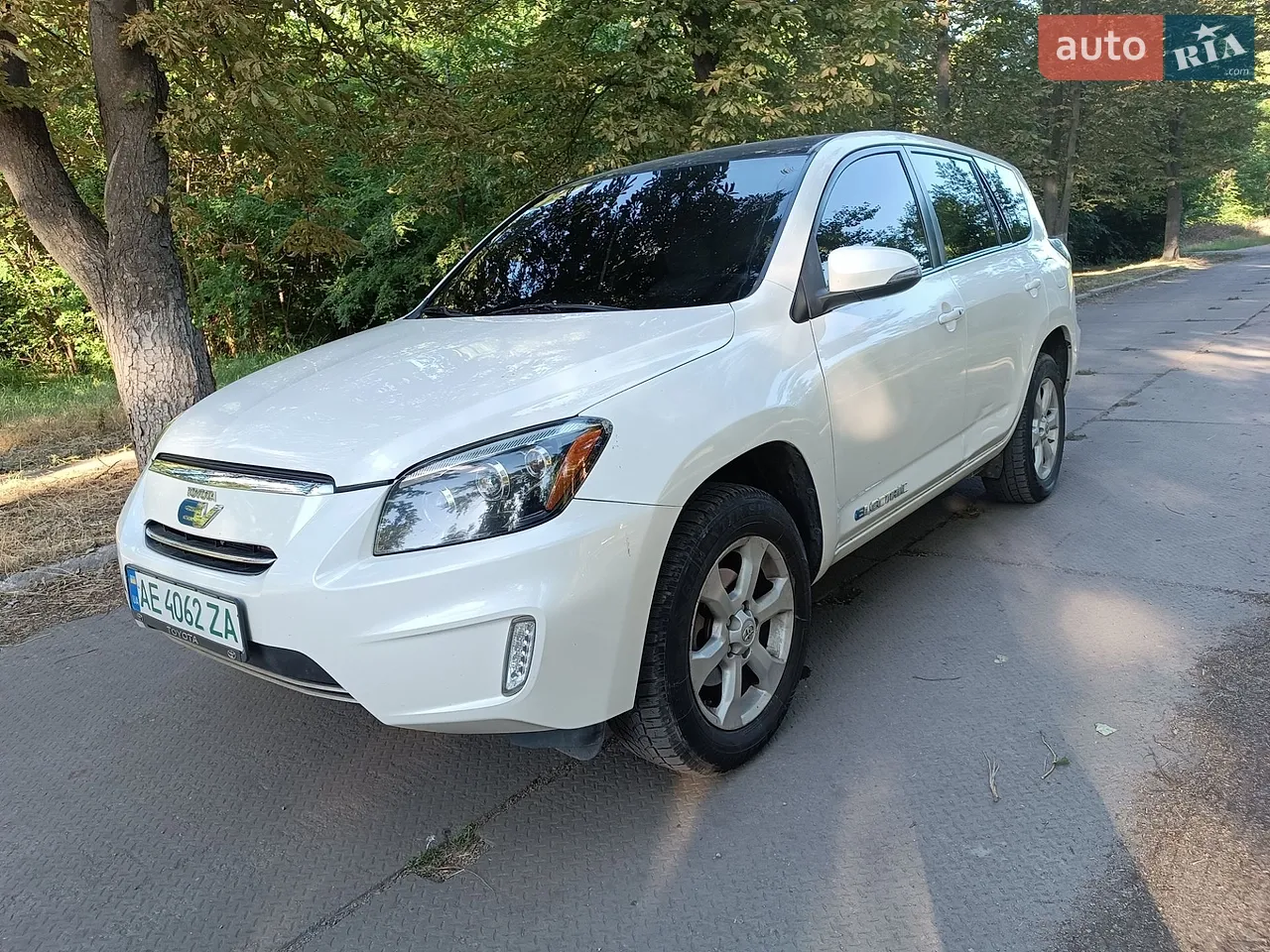 2014 Toyota RAV 4 - мініатюра 15