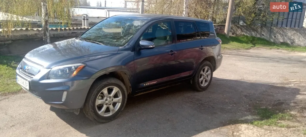 2013 Toyota RAV 4 - мініатюра 16