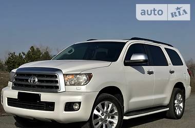 Внедорожник / Кроссовер Toyota Sequoia 2008 в Днепре