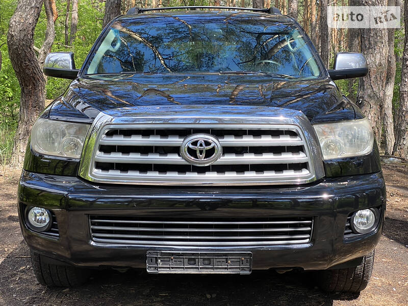 Позашляховик / Кросовер Toyota Sequoia 2009 в Києві