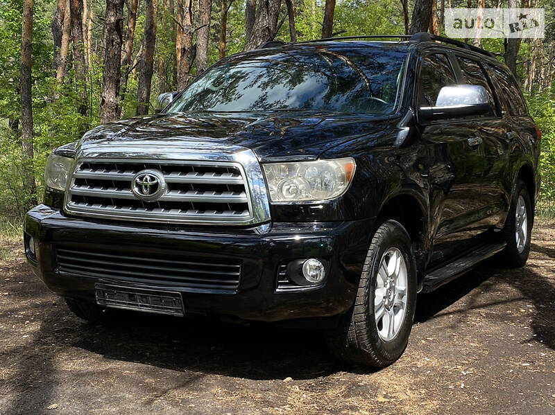 Позашляховик / Кросовер Toyota Sequoia 2009 в Києві