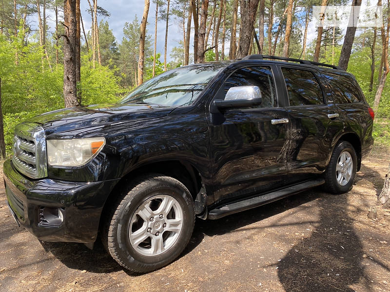 Позашляховик / Кросовер Toyota Sequoia 2009 в Києві