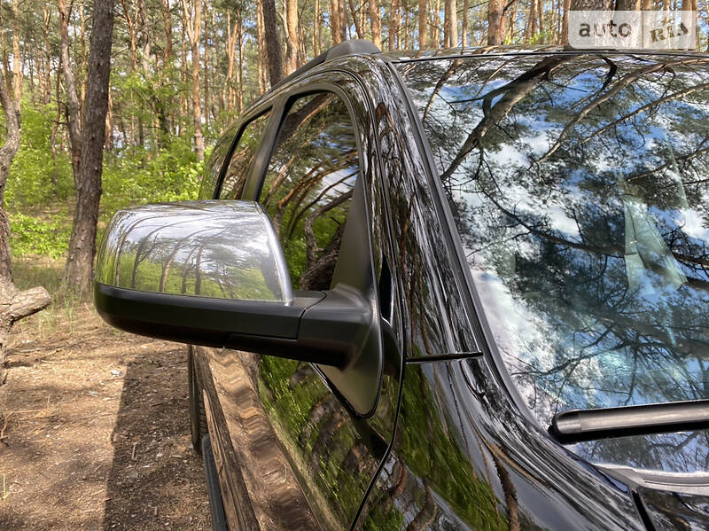 Позашляховик / Кросовер Toyota Sequoia 2009 в Києві