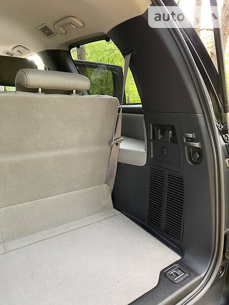 Позашляховик / Кросовер Toyota Sequoia 2009 в Києві