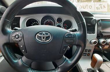 Внедорожник / Кроссовер Toyota Sequoia 2008 в Полтаве