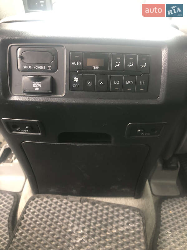 Внедорожник / Кроссовер Toyota Sequoia 2008 в Киеве фото 6 Внедорожник / Кроссовер Toyota Sequoia 2008 в Киеве