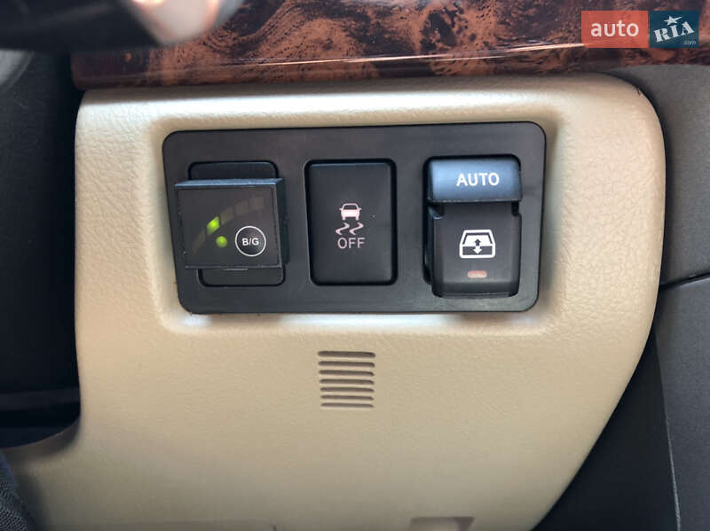 Внедорожник / Кроссовер Toyota Sequoia 2010 в Самборе