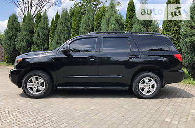 Внедорожник / Кроссовер Toyota Sequoia 2010 в Самборе