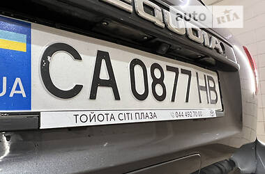 Позашляховик / Кросовер Toyota Sequoia 2018 в Умані