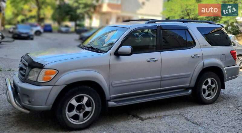 Toyota Sequoia 2001