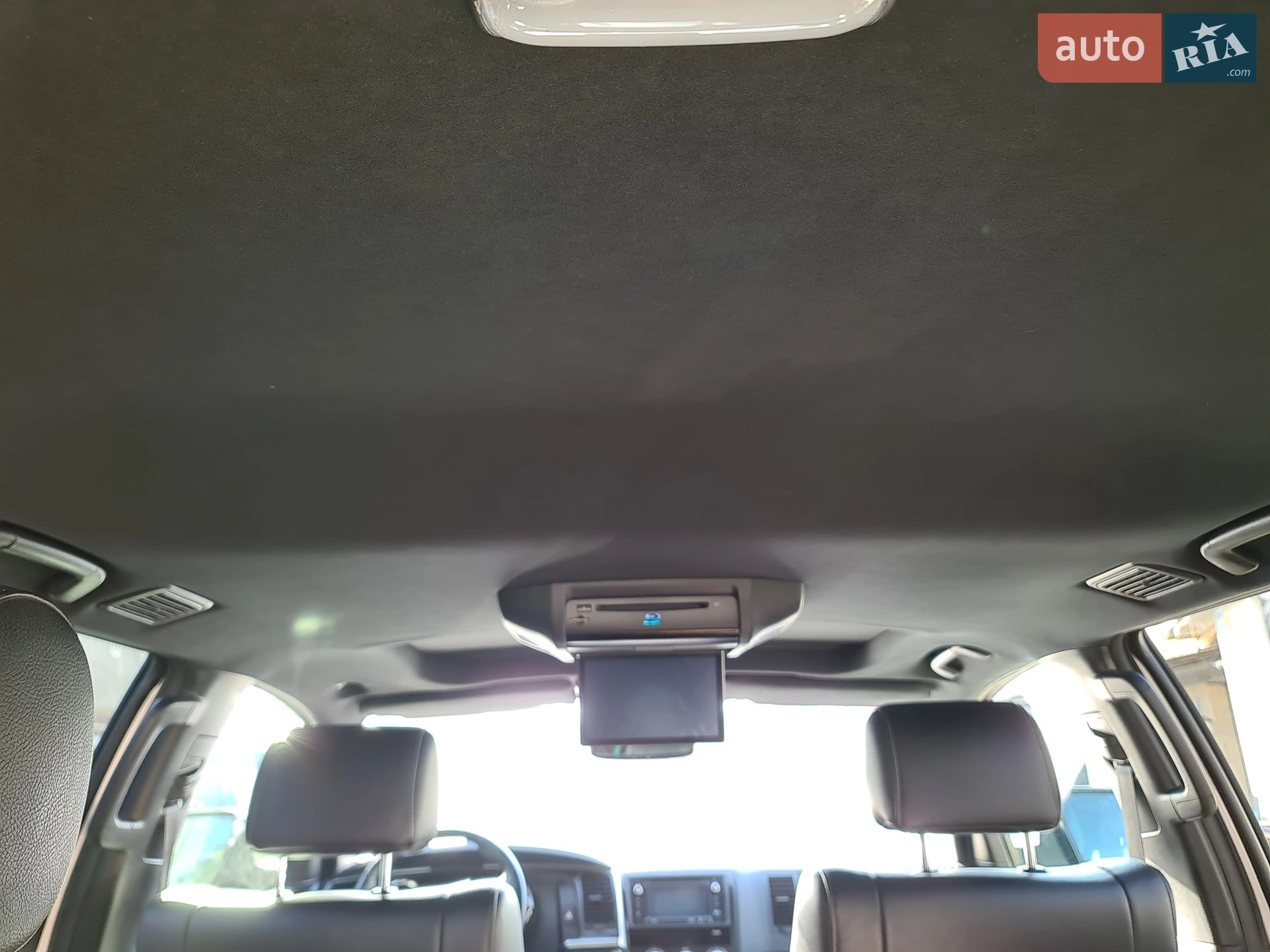 2019 Toyota Sequoia - мініатюра 12