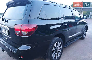 Позашляховик / Кросовер Toyota Sequoia 2017 в Луцьку