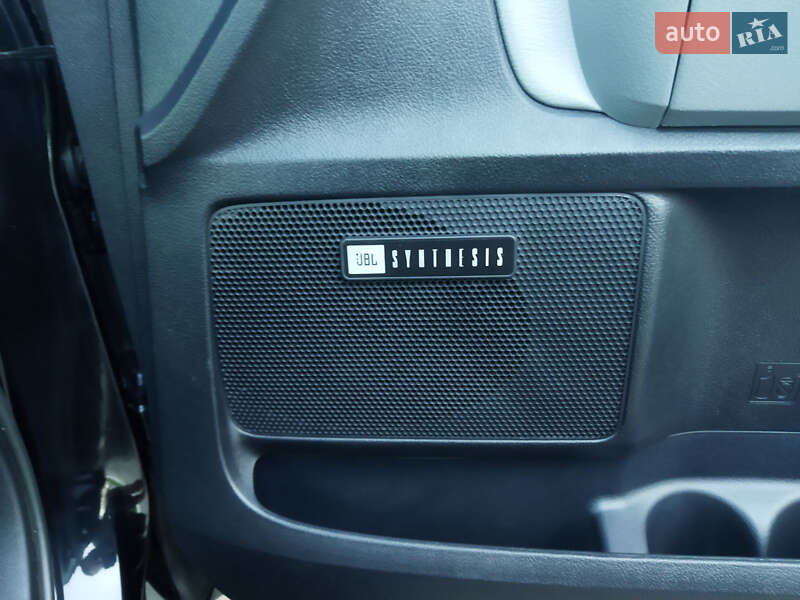 Внедорожник / Кроссовер Toyota Sequoia 2017 в Луцке