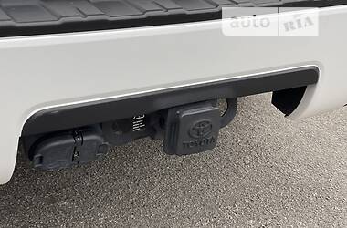 Внедорожник / Кроссовер Toyota Sequoia 2019 в 