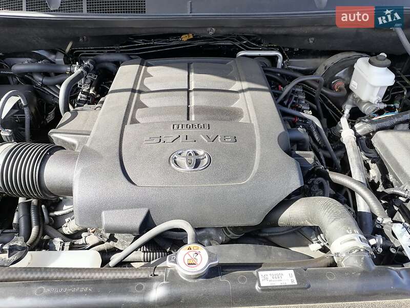 Внедорожник / Кроссовер Toyota Sequoia 2019 в Полтаве фото 6 Внедорожник / Кроссовер Toyota Sequoia 2019 в Полтаве