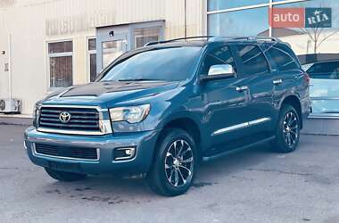 Внедорожник / Кроссовер Toyota Sequoia 2017 в Одессе