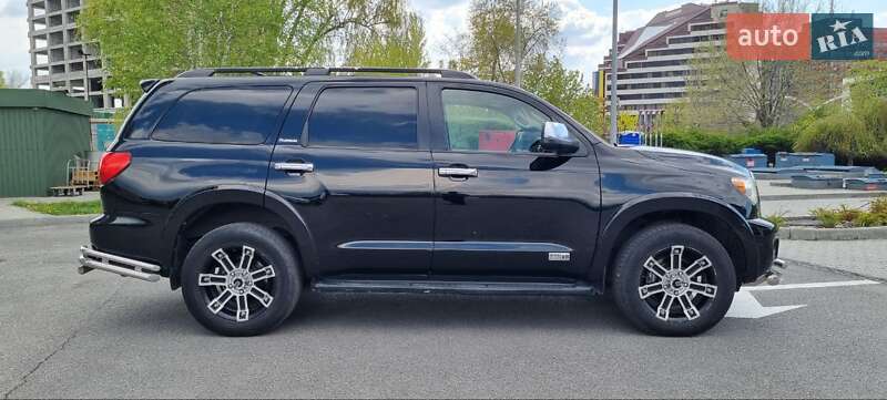 Позашляховик / Кросовер Toyota Sequoia 2008 в Дніпрі