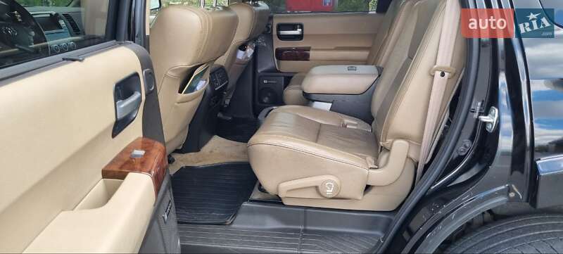 Позашляховик / Кросовер Toyota Sequoia 2008 в Дніпрі