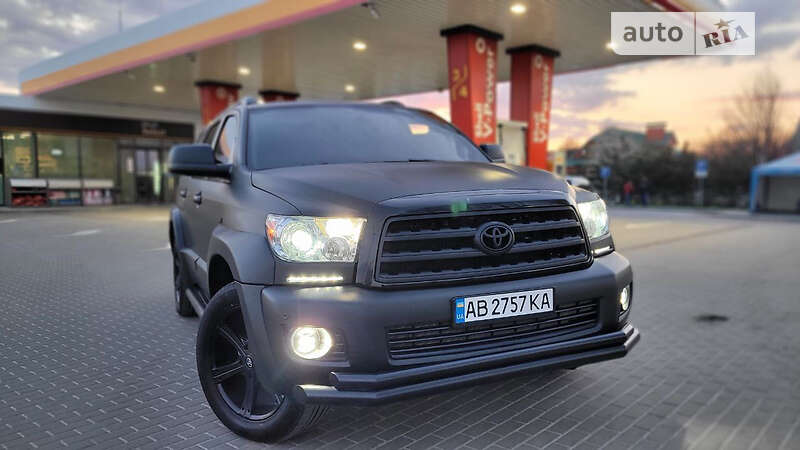 Внедорожник / Кроссовер Toyota Sequoia 2008 в Виннице