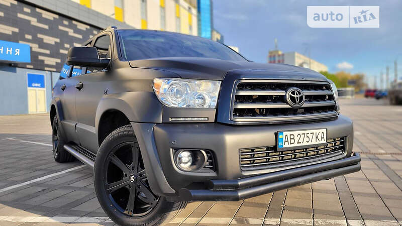 Внедорожник / Кроссовер Toyota Sequoia 2008 в Виннице