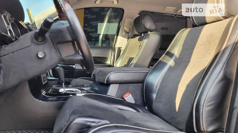 Внедорожник / Кроссовер Toyota Sequoia 2008 в Виннице