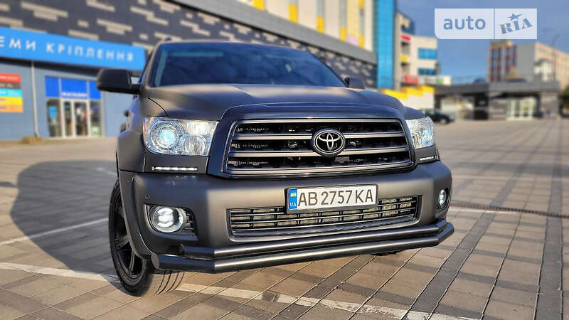 Внедорожник / Кроссовер Toyota Sequoia 2008 в Виннице