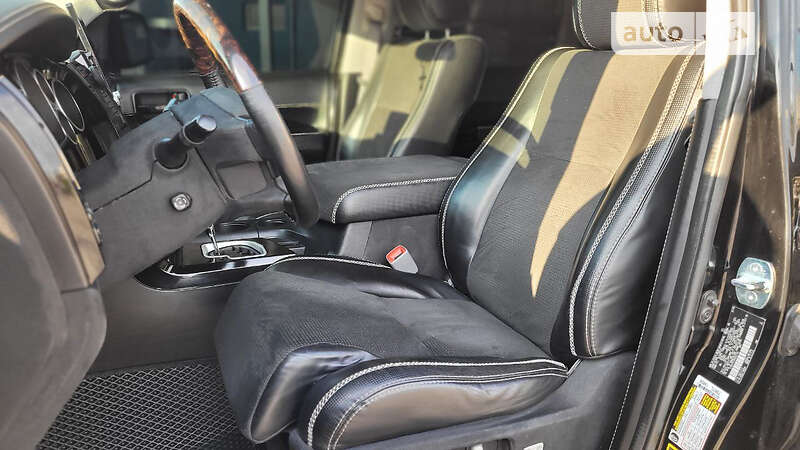 Внедорожник / Кроссовер Toyota Sequoia 2008 в Виннице