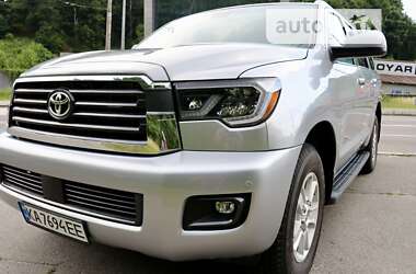 Toyota Sequoia 2017