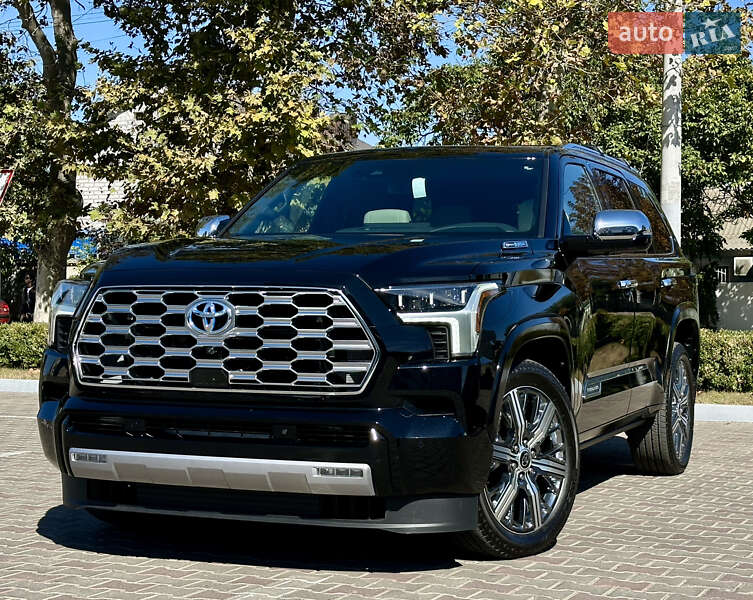 Toyota Sequoia 2023