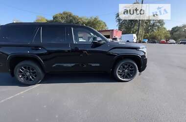 Внедорожник / Кроссовер Toyota Sequoia 2024 в 