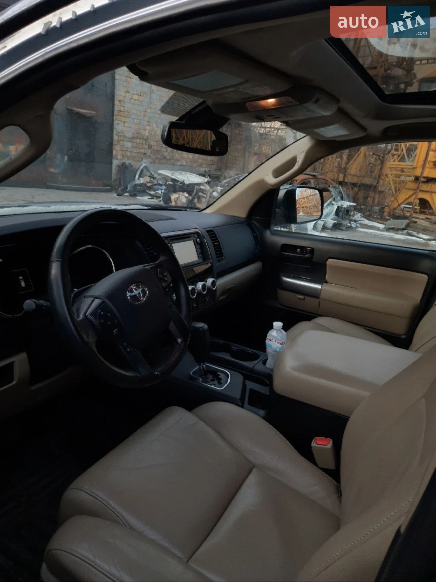 2018 Toyota Sequoia - мініатюра 19