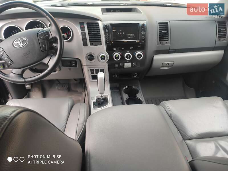 Внедорожник / Кроссовер Toyota Sequoia 2008 в Киеве фото 3 Внедорожник / Кроссовер Toyota Sequoia 2008 в Киеве