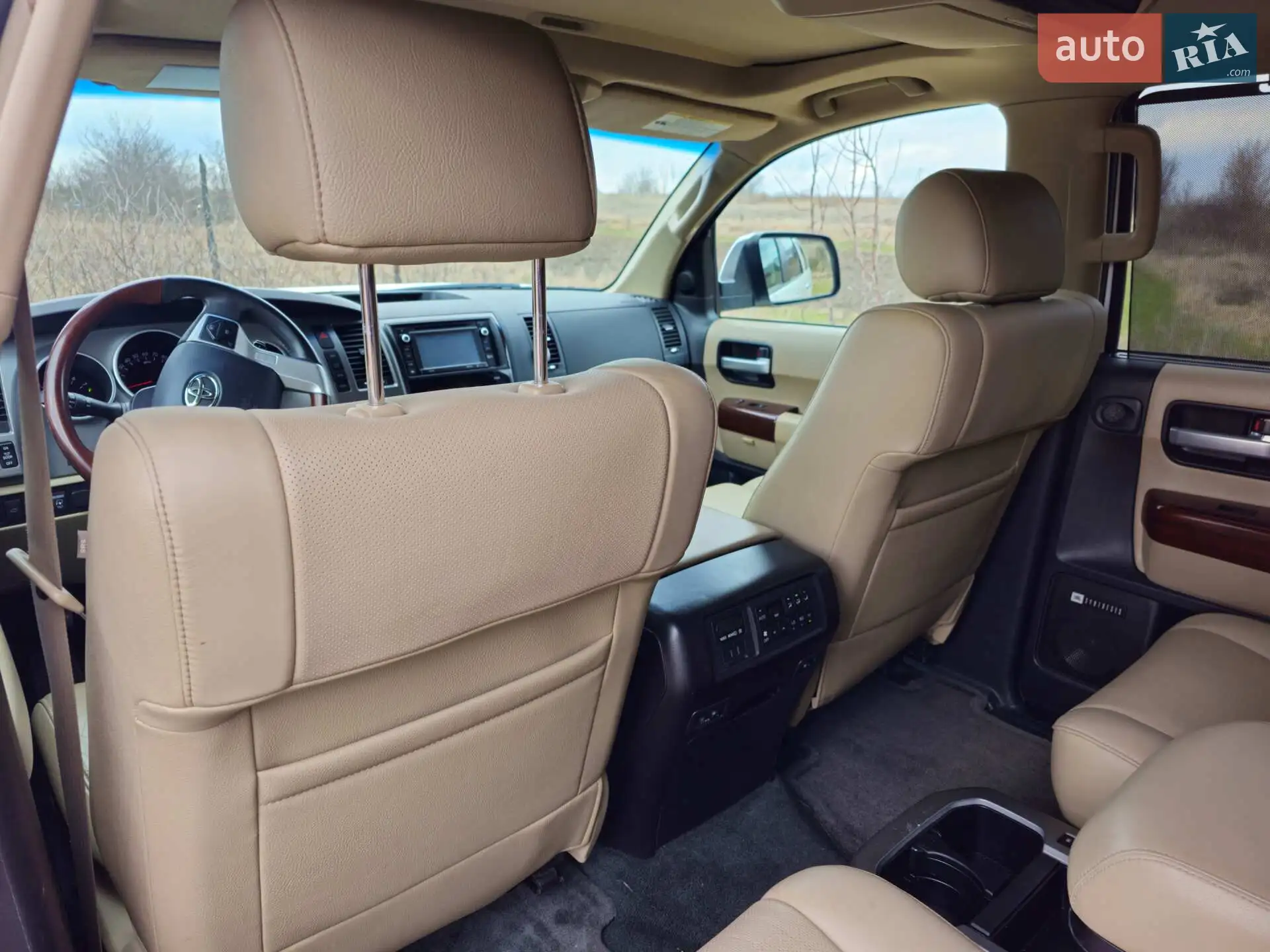 2016 Toyota Sequoia - мініатюра 19