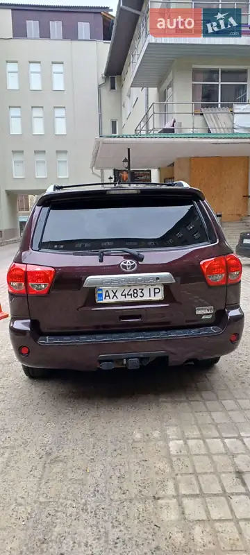 Toyota Sequoia 2017