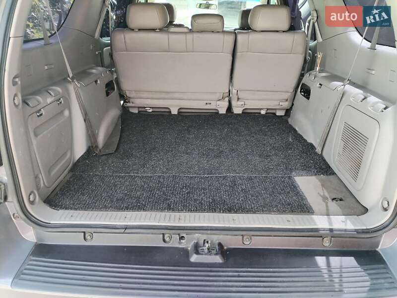 Позашляховик / Кросовер Toyota Sequoia 2002 в Одесі