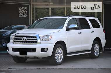 Toyota Sequoia 2012