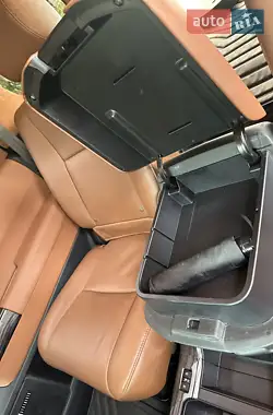 Toyota Sequoia 2018