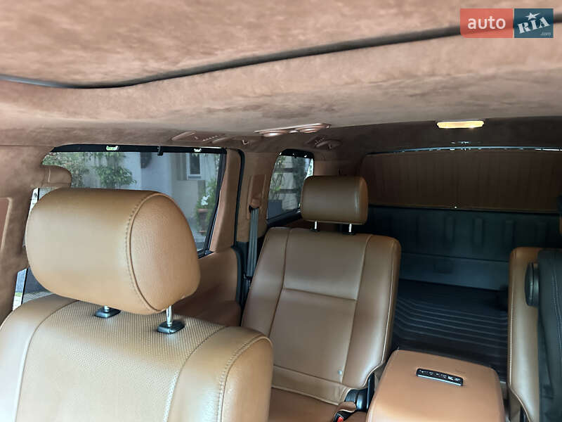 Внедорожник / Кроссовер Toyota Sequoia 2018 в Киеве