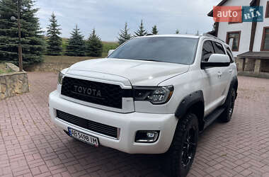 Позашляховик / Кросовер Toyota Sequoia 2018 в Вінниці