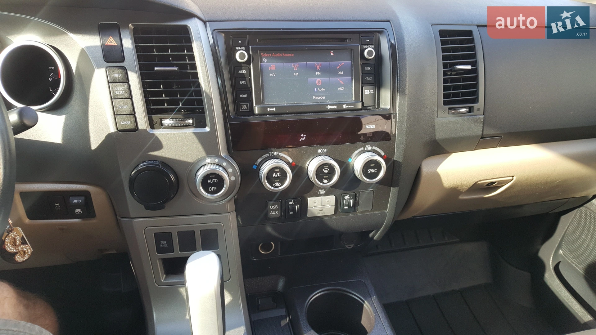 2017 Toyota Sequoia - мініатюра 19