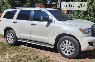 Позашляховик / Кросовер Toyota Sequoia 2011 в Черкасах