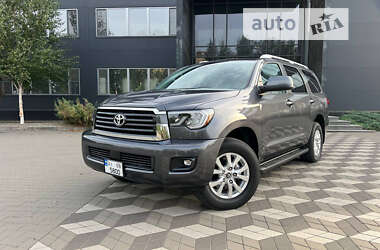 Позашляховик / Кросовер Toyota Sequoia 2019 в Києві