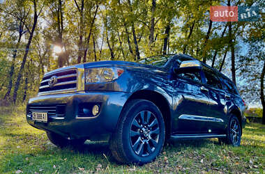 Внедорожник / Кроссовер Toyota Sequoia 2012 в 
