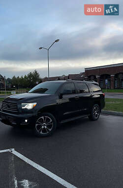 Toyota Sequoia 2017