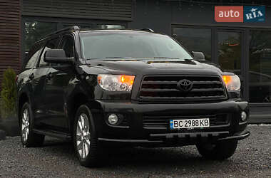 Toyota Sequoia 2010