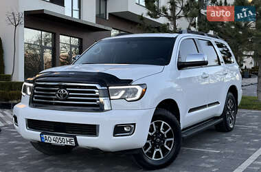 Toyota Sequoia 2016