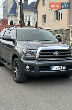 Позашляховик / Кросовер Toyota Sequoia 2015 в Чернівцях