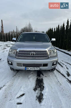 Позашляховик / Кросовер Toyota Sequoia 2010 в Івано-Франківську