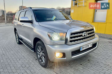 Toyota Sequoia 2010